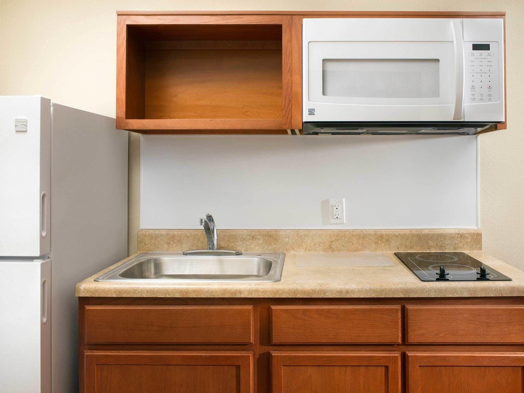 Extended Stay America Select Suites - Wichita - Airport Exterior foto